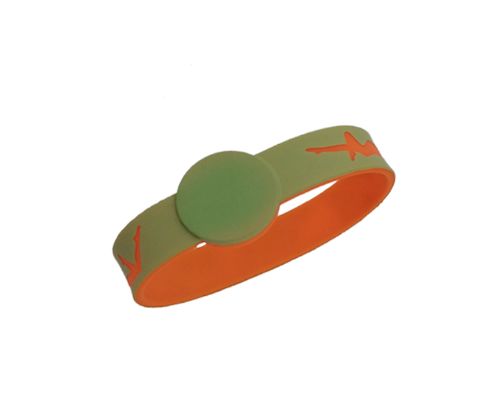 Closed Silicone High Frequency 13.56MHz RFID Wristband with Debossed Patterns