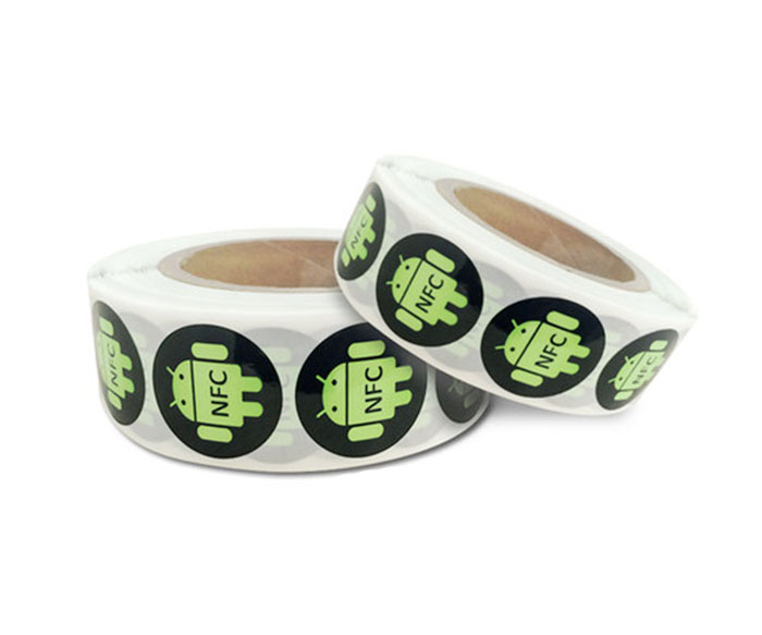 Writable NFC Tags 13.56Mhz Passive NFC Sticker Rolling Package