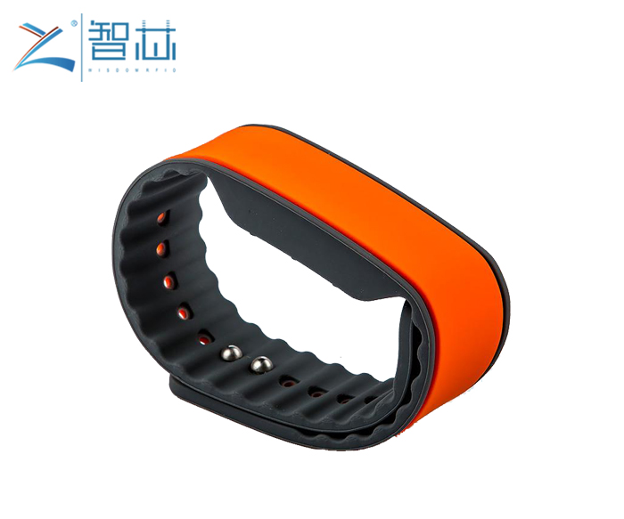 860-960Mhz UHF RFID Silicone Wristband with Alien H3 chip