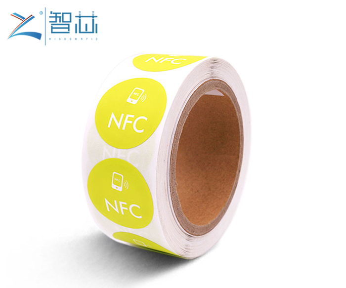 Writable NFC Tags 13.56Mhz Passive NFC Sticker Rolling Package 